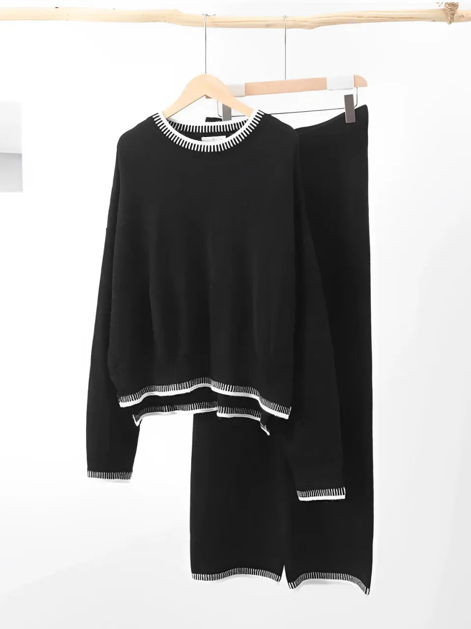 Women’s Sweater and Pants Set with Crochet Details – Iris