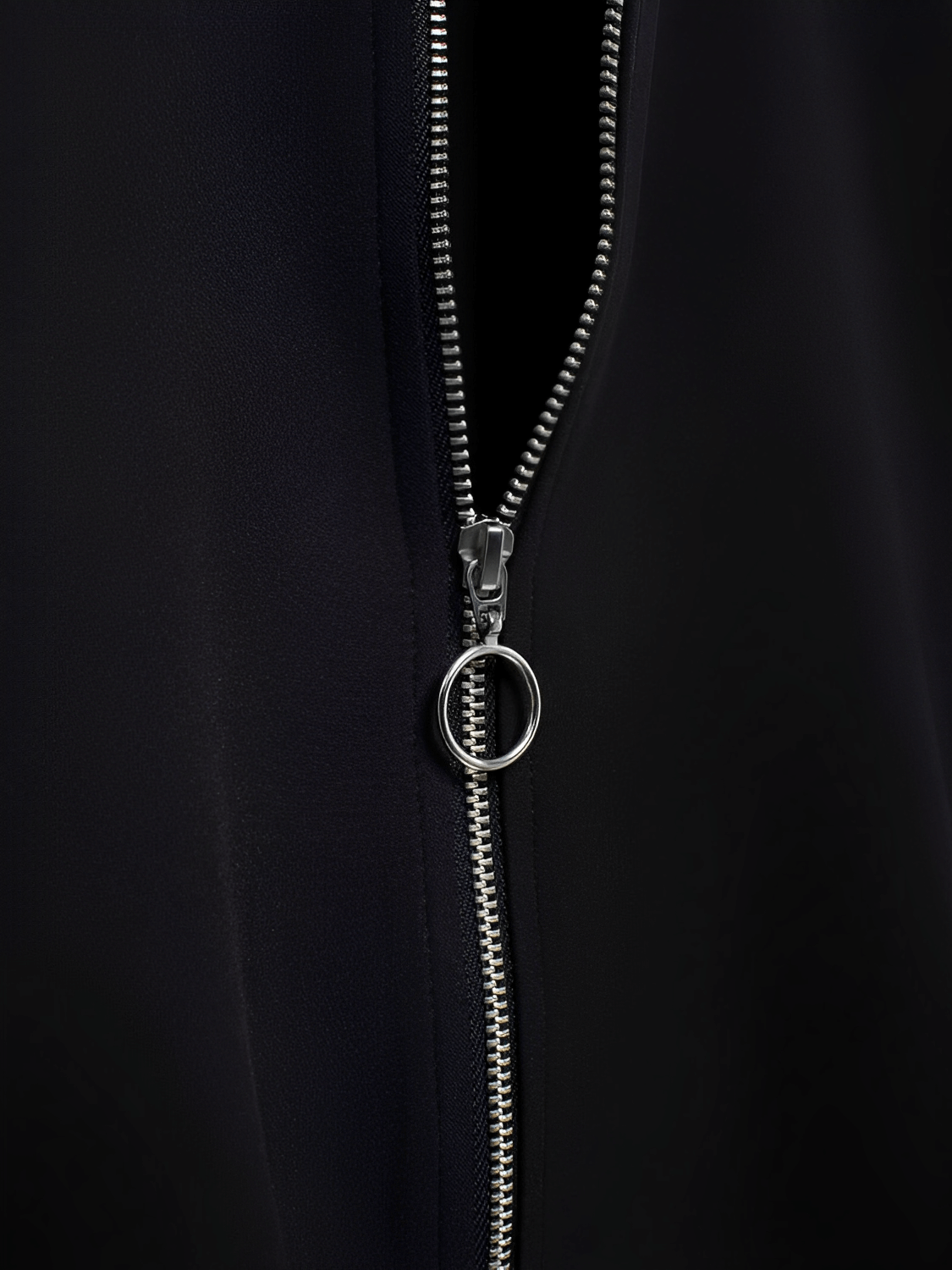 Sport Set with Jacket and Side-Striped Pants – Fernanda