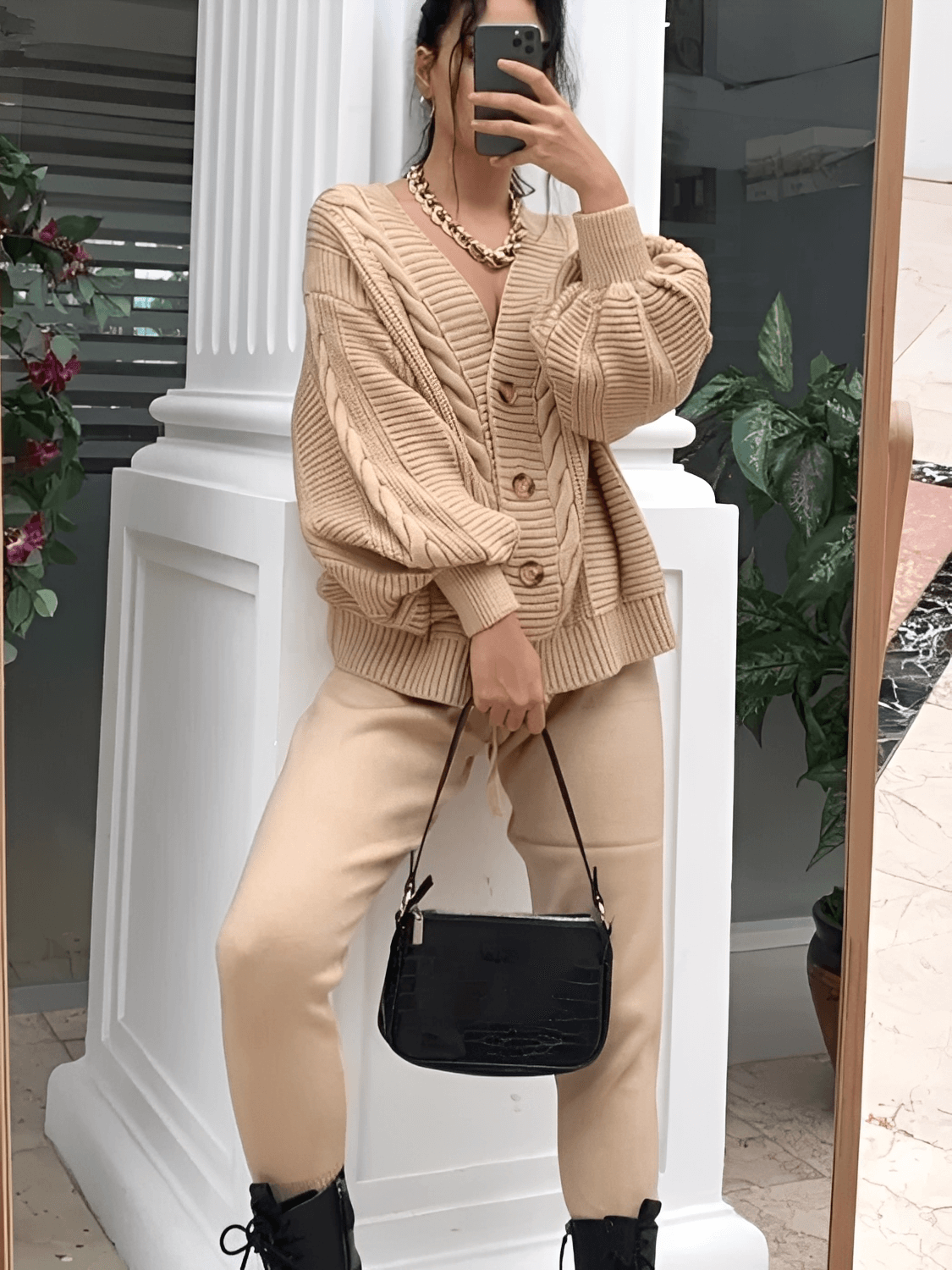 Knit Set with Oversized V-Neck Cardigan and Pencil Pants – Liana