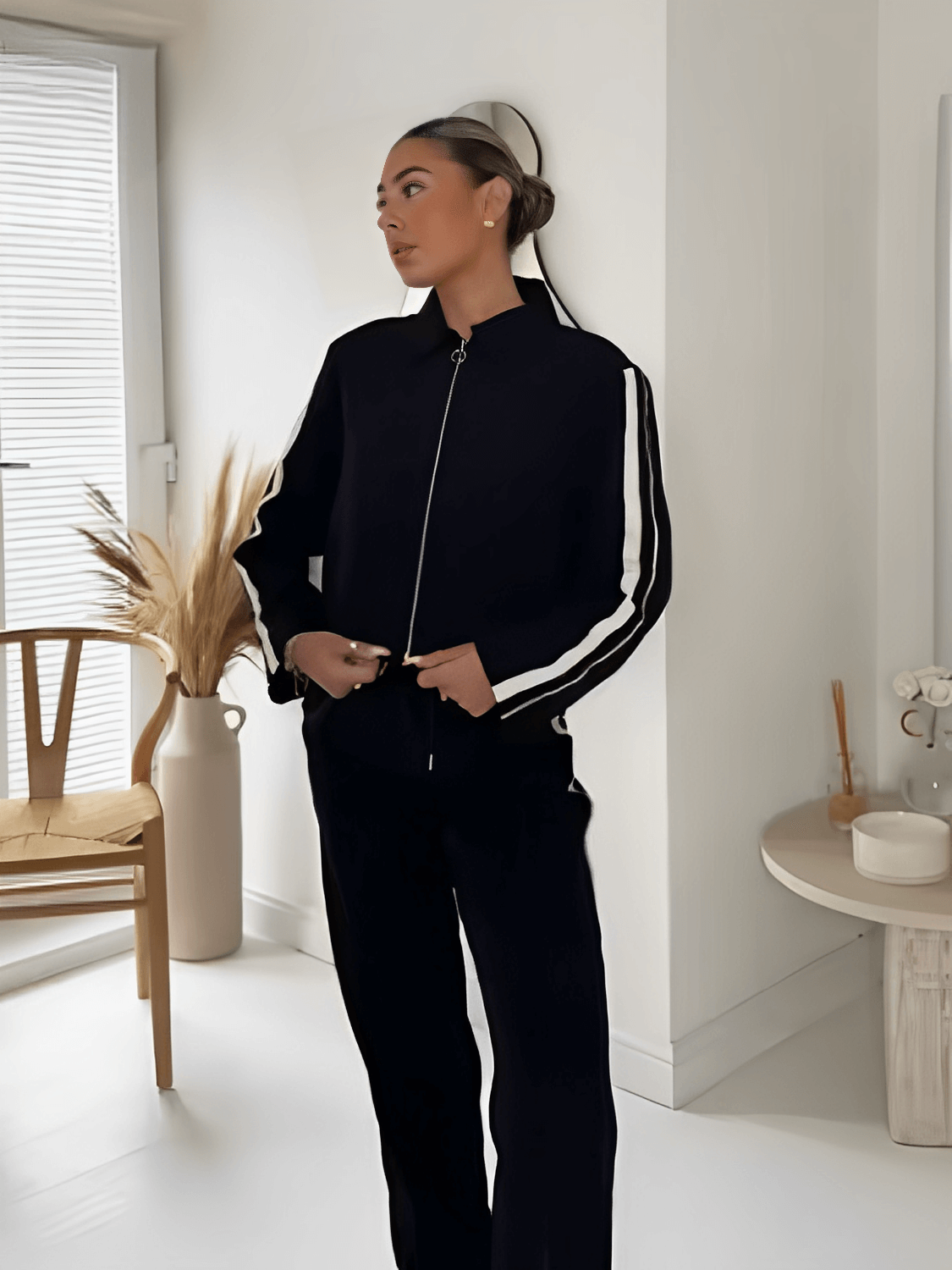 Sport Set with Jacket and Side-Striped Pants – Fernanda