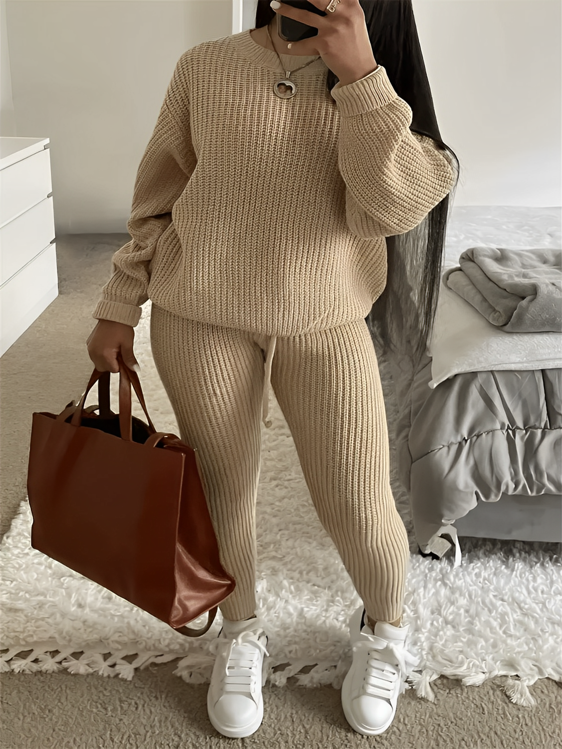 Knit Set with Oversized Sweater and Adjustable Legging – Ranya