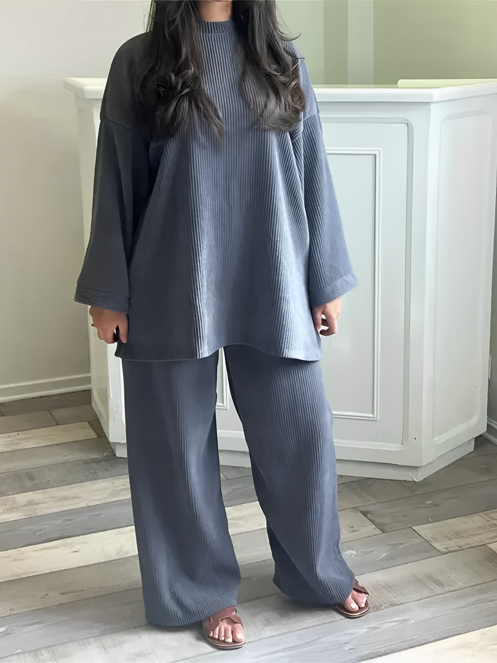 Corduroy Velvet Set with Oversized Sweater and Wide-Leg Pants – Indira