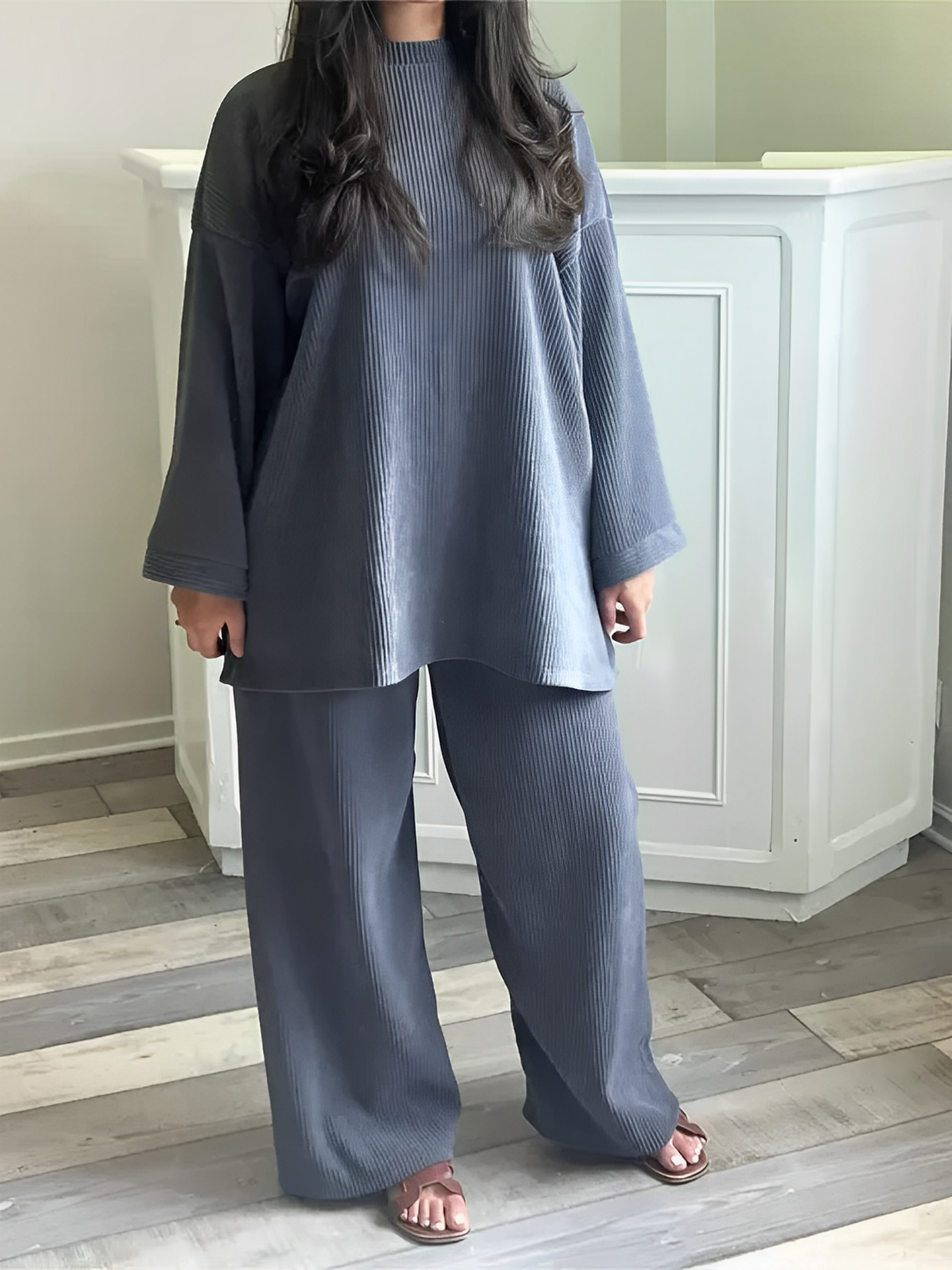 Corduroy Velvet Set with Oversized Sweater and Wide-Leg Pants – Indira