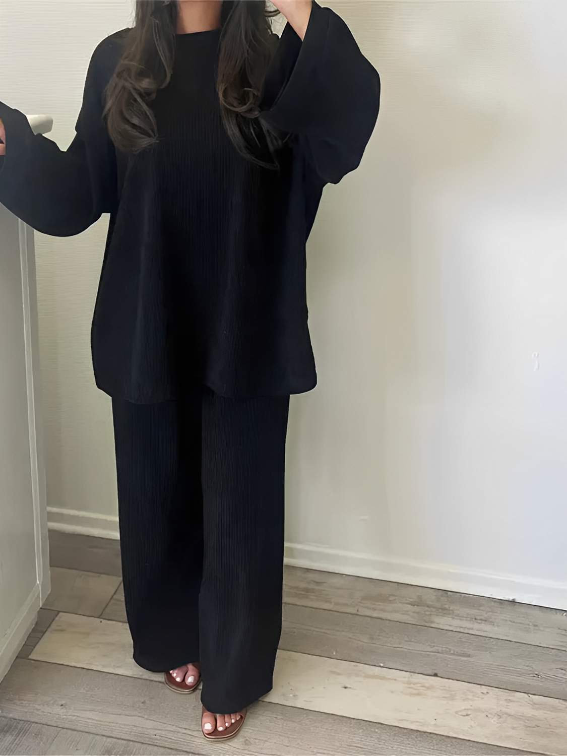 Corduroy Velvet Set with Oversized Sweater and Wide-Leg Pants – Indira