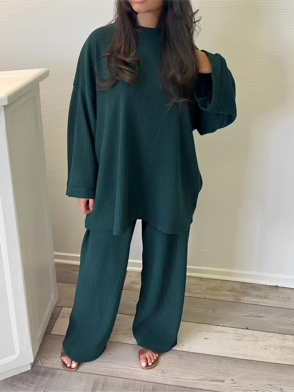 Corduroy Velvet Set with Oversized Sweater and Wide-Leg Pants – Indira