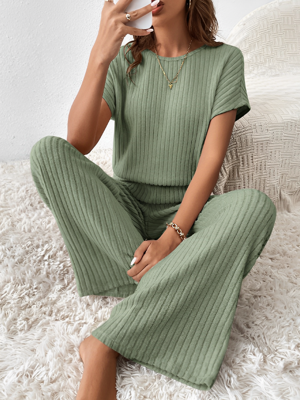 Ribbed Set with Batwing Sleeve Blouse and Wide-Leg Pants – Maite