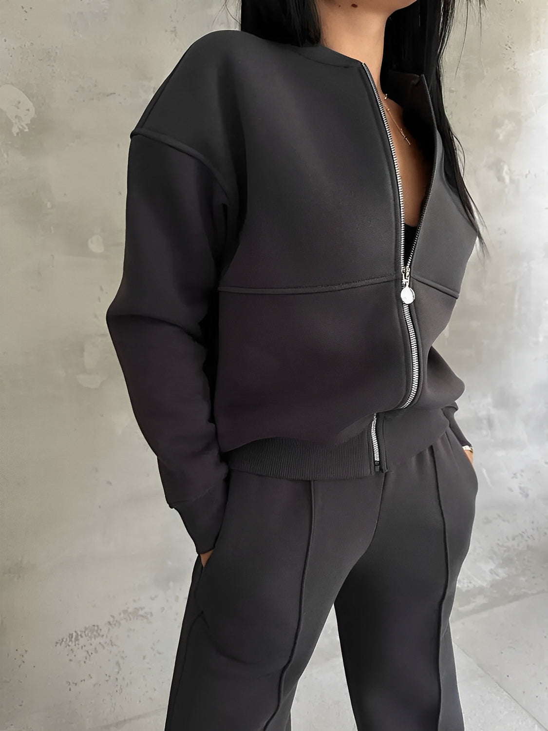 Women’s Zip-Up Jacket and Straight-Leg Pants with Pockets – Bruna