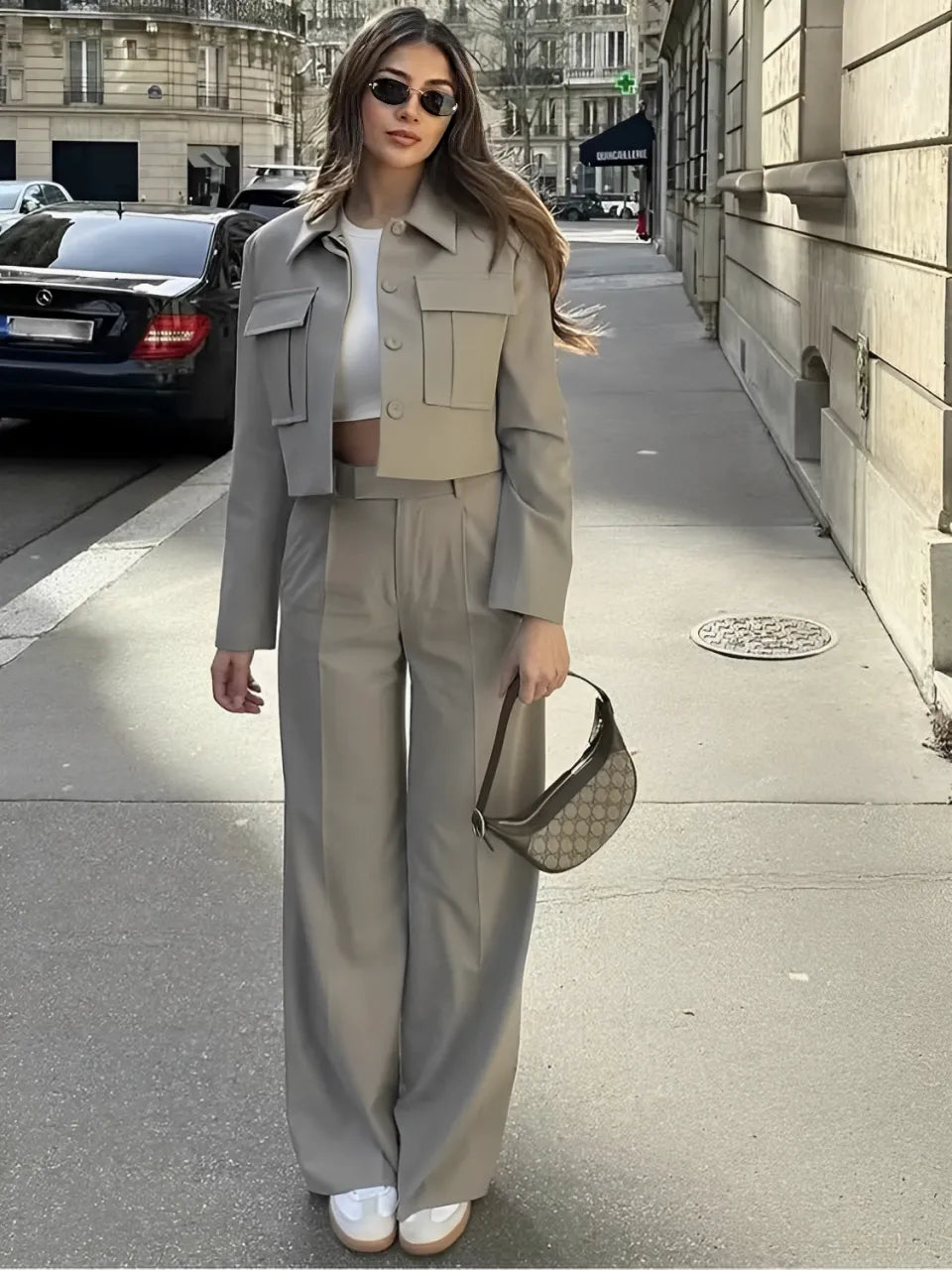 Tailored Set with Bomber Jacket and Wide-Leg Pants – Emily
