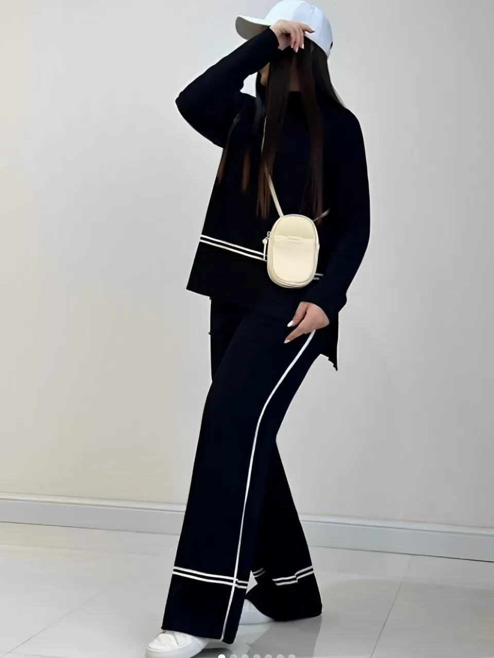 Knit Set with High-Neck Mullet Sweater and Comfort Pants – Kim