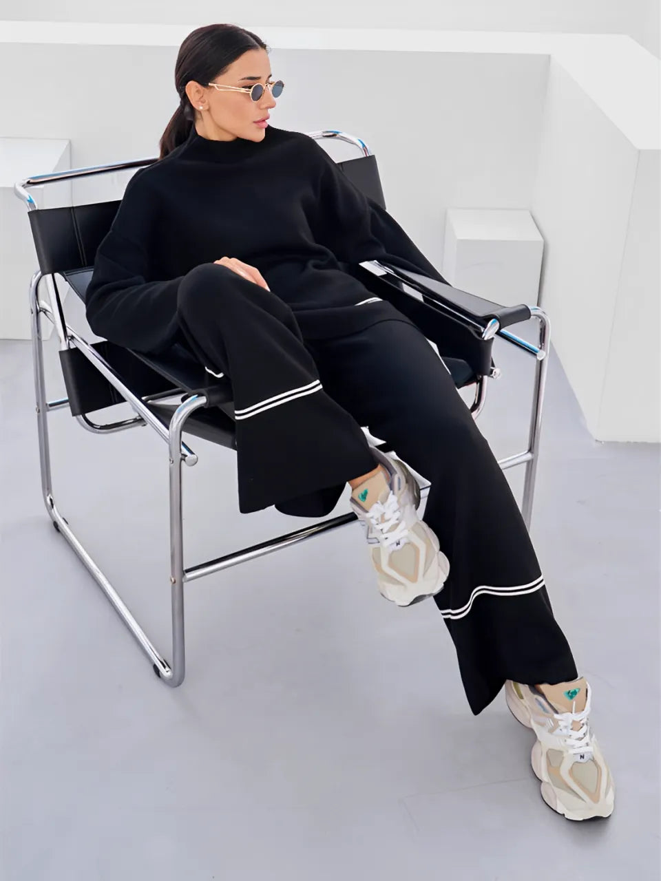 Knit Set with High-Neck Mullet Sweater and Comfort Pants – Kim