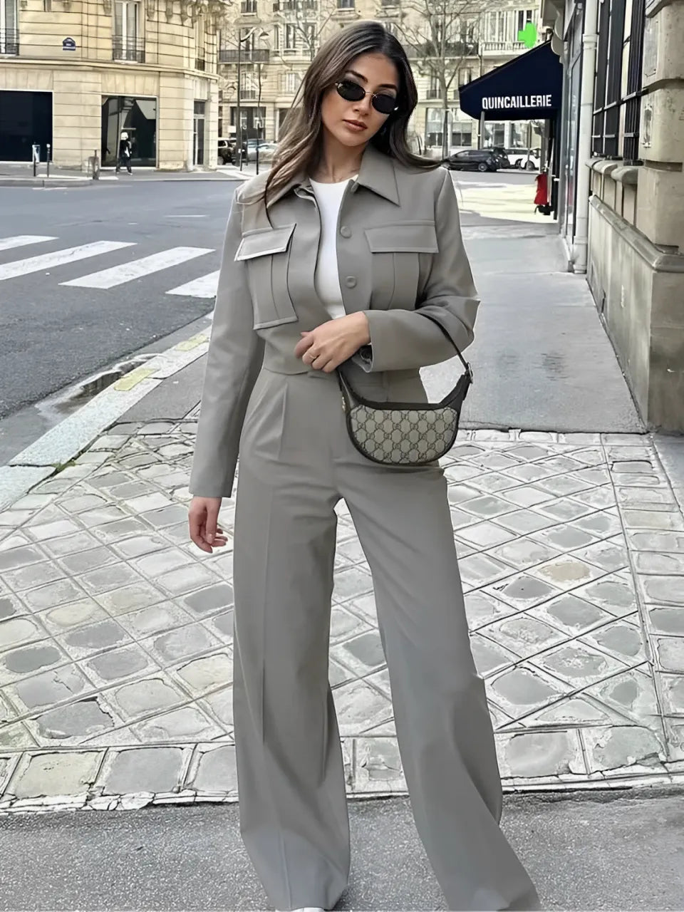 Tailored Set with Bomber Jacket and Wide-Leg Pants – Emily