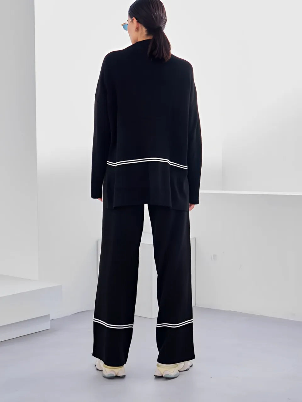 Knit Set with High-Neck Mullet Sweater and Comfort Pants – Kim