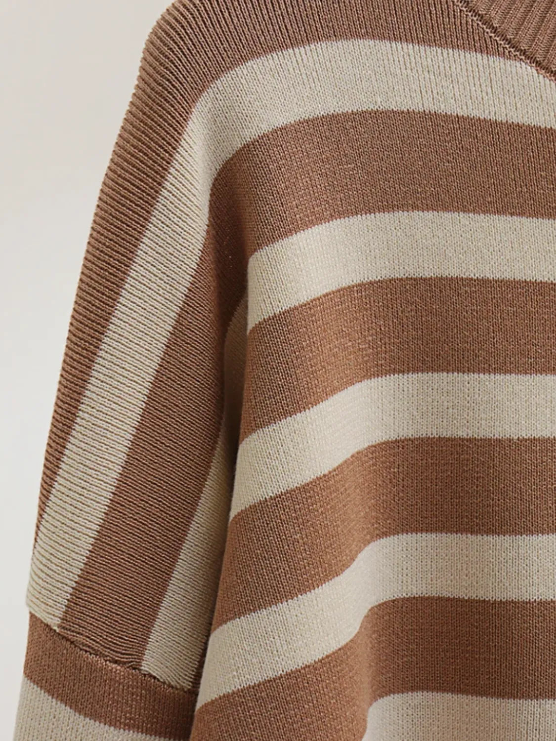 Striped High-Neck Knit Sweater and Lightweight Pants Set – Tarcila