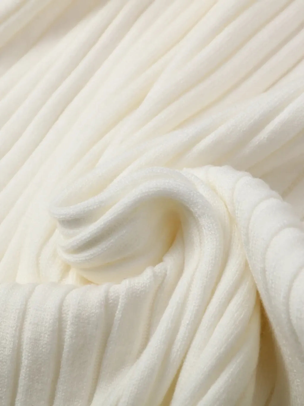 Ribbed Knit Set with High-Neck Sweater and Flare Pants – Luna