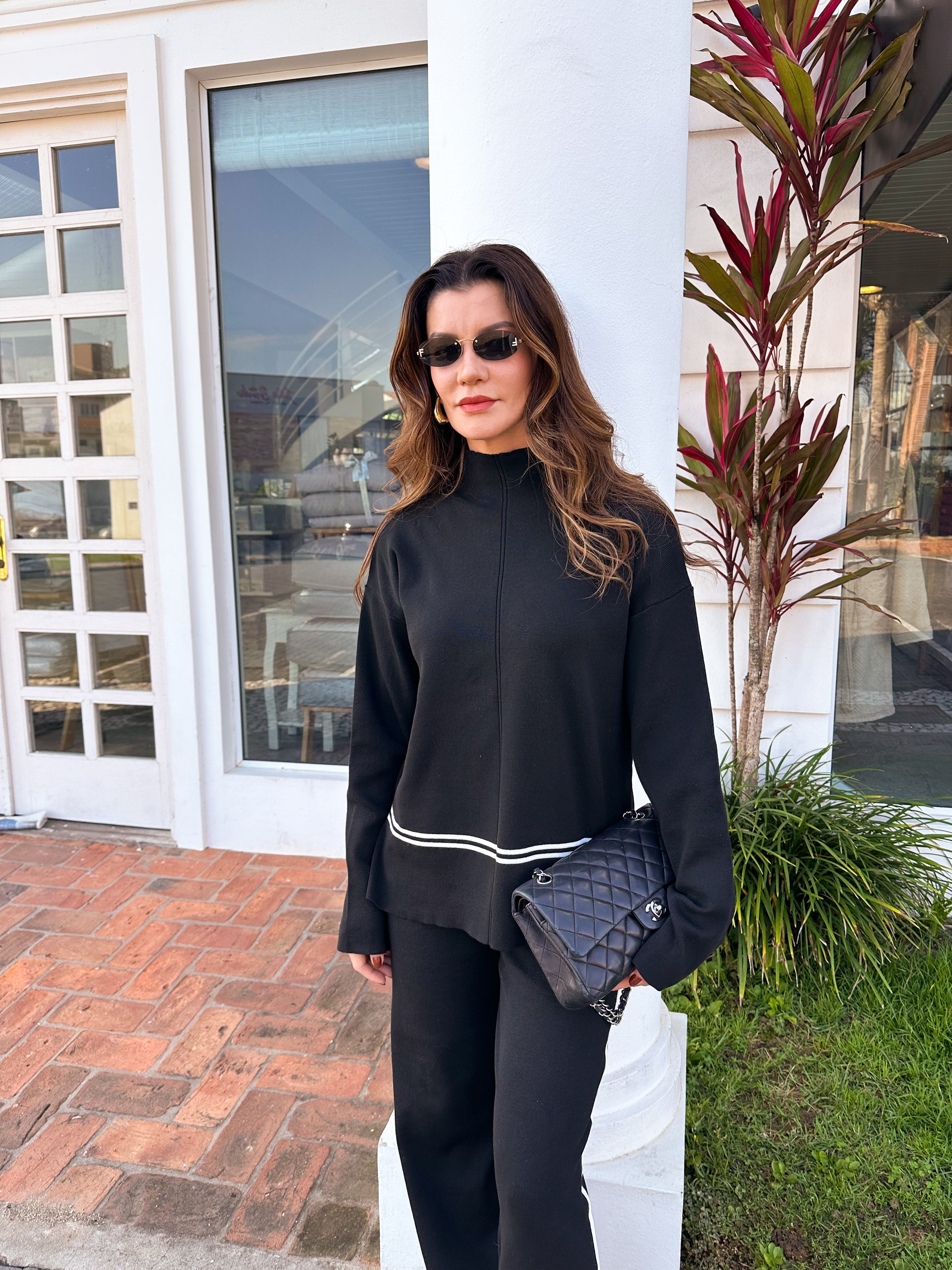 Knit Set with High-Neck Mullet Sweater and Comfort Pants – Kim