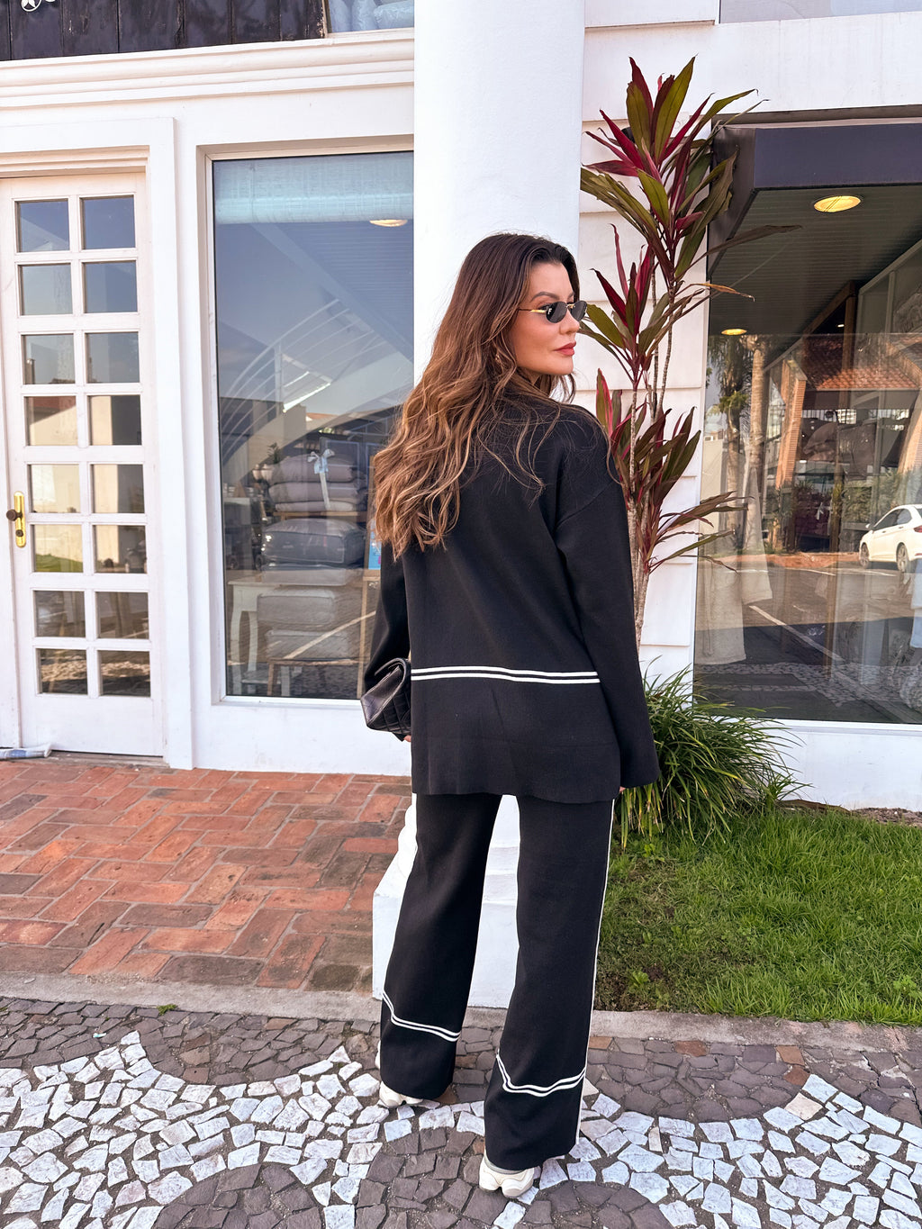 Knit Set with High-Neck Mullet Sweater and Comfort Pants – Kim